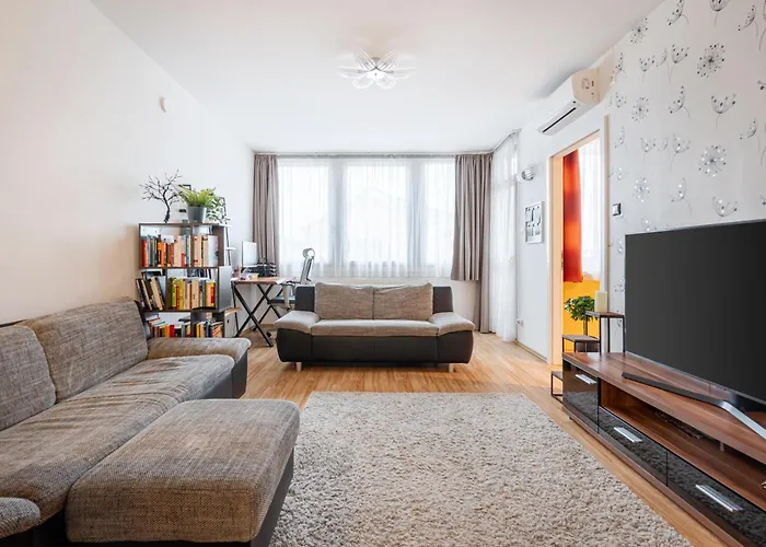 Sunrise Summit Apartment